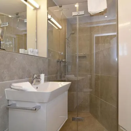 Lilly Apartman